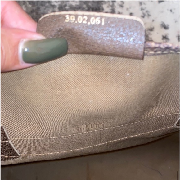 Vintage Gucci hobo bag - Picture 11 of 13